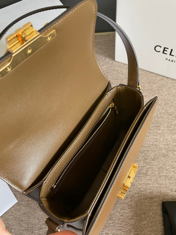 Ce**e teen triomphe bag