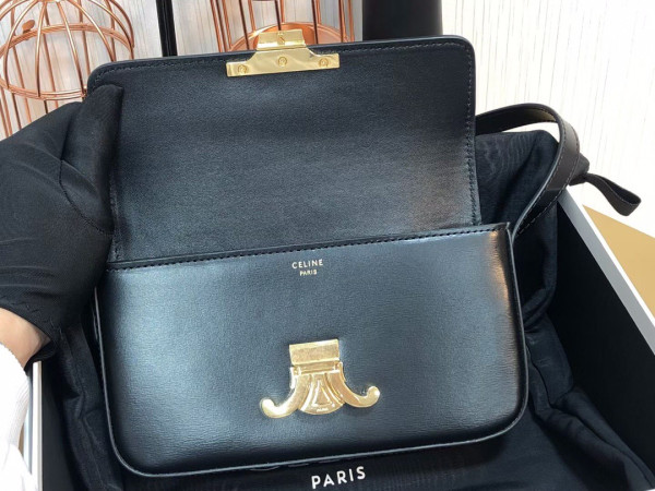 Ce**e triomphe shoulder bag