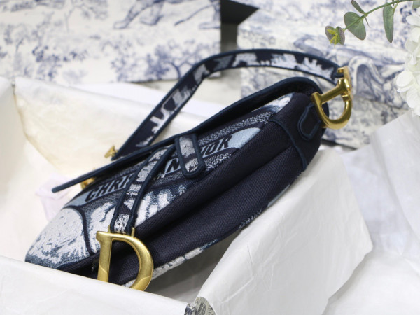 D*or saddle bag