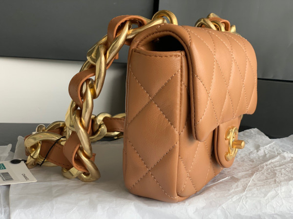 CL MINI FLAP BAG