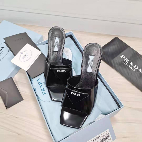Pra*a brushed leather mid-heeled slides