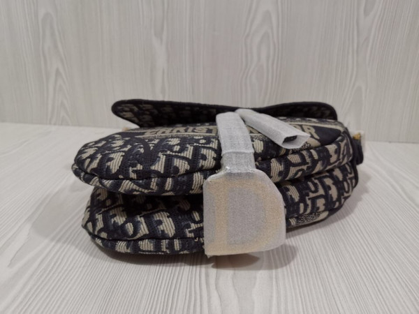 D*or saddle bag