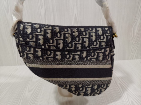 D*or saddle bag