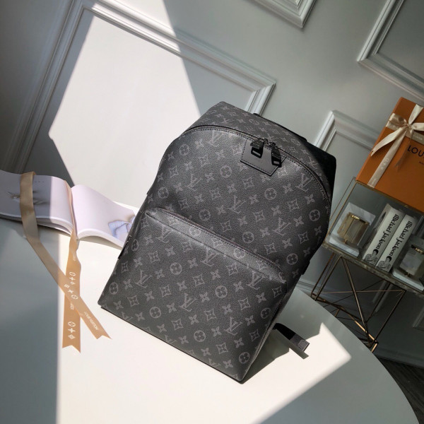 l**is V*t*n backpack