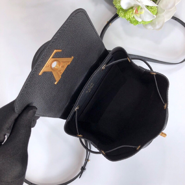 l**is V*t*n lockme backpack mini