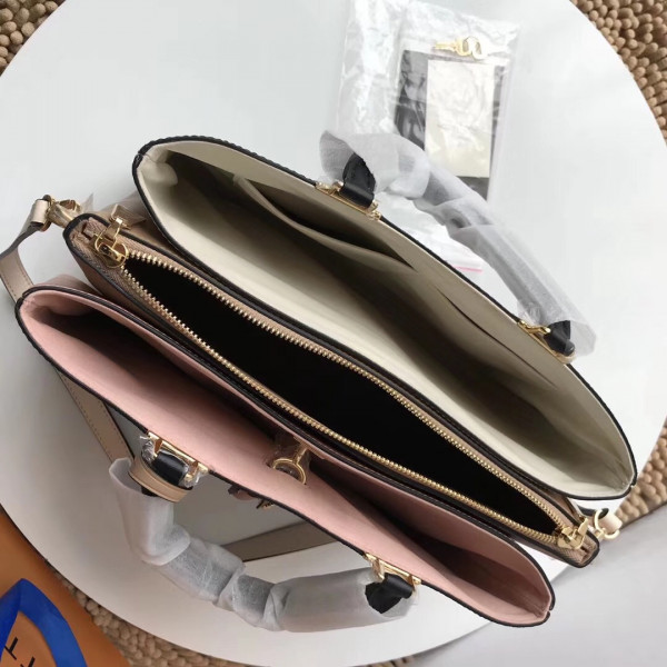 l**is V*t*n saintonge millefeuille m44255 camera shoulder bag