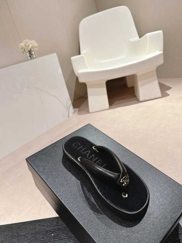 CL SANDALS
