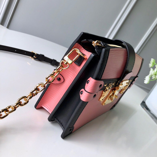 l**is V*t*n trunk clutch