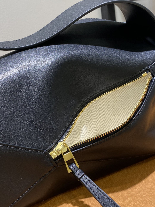 LOEWE Puzzle Hobo bag