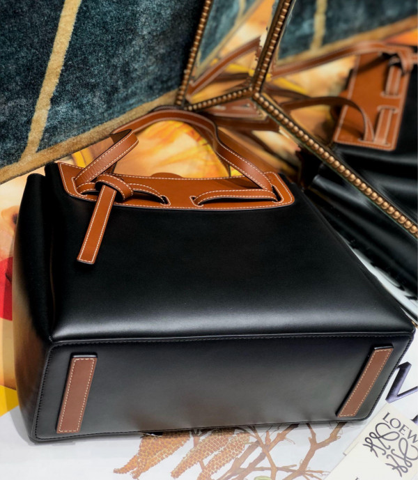 LOEWE LAZO SHOPPER