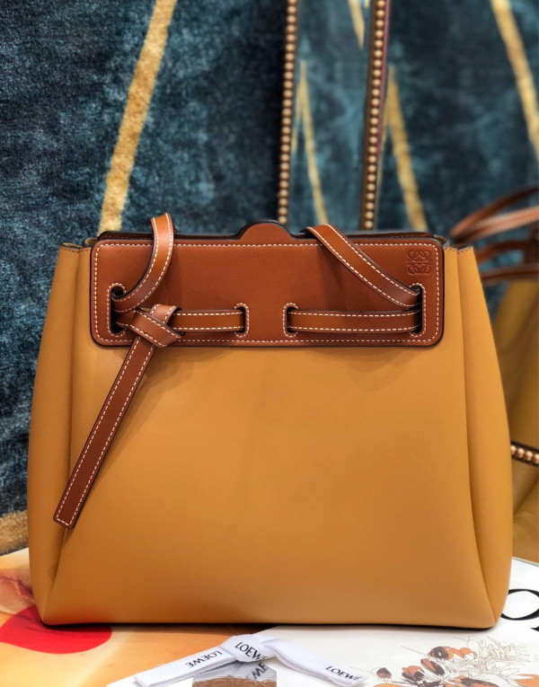 LOEWE LAZO SHOPPER