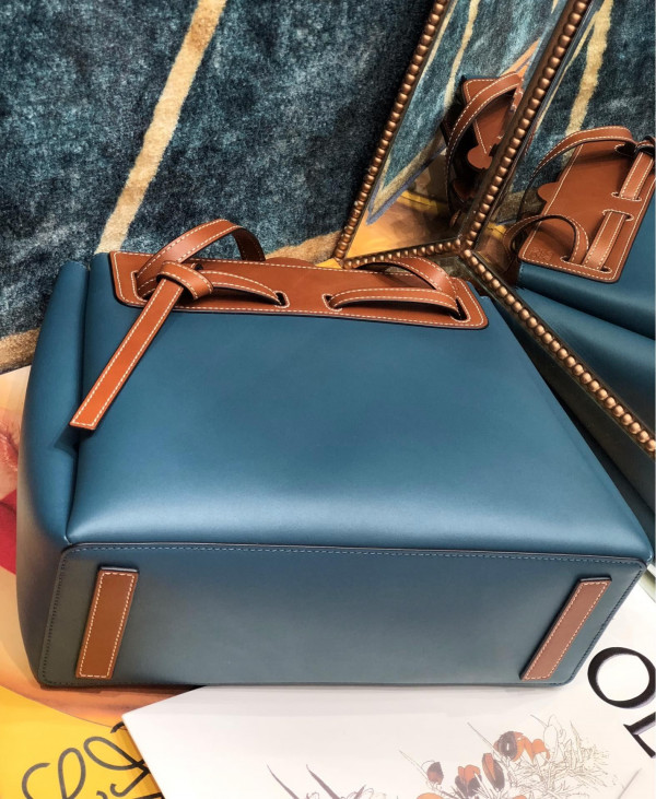 LOEWE LAZO SHOPPER