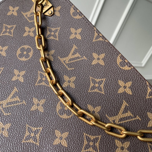 l**is V*t*n pouch
