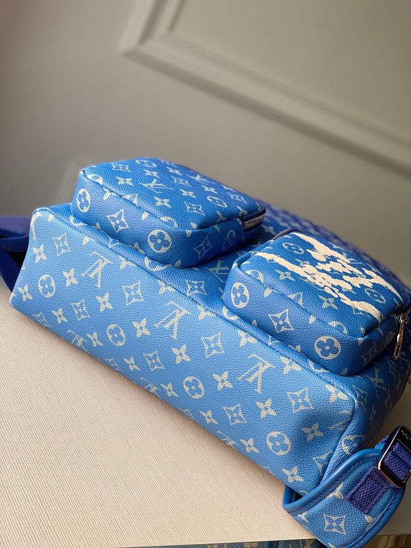 l**is V*t*n backpack