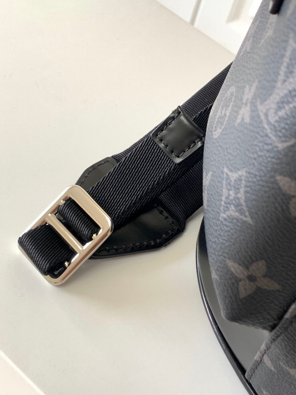 l**is V*t*n christopher backpack