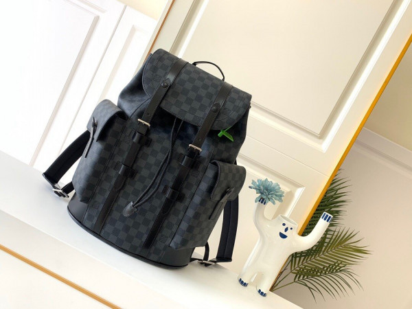 l**is V*t*n christopher backpack
