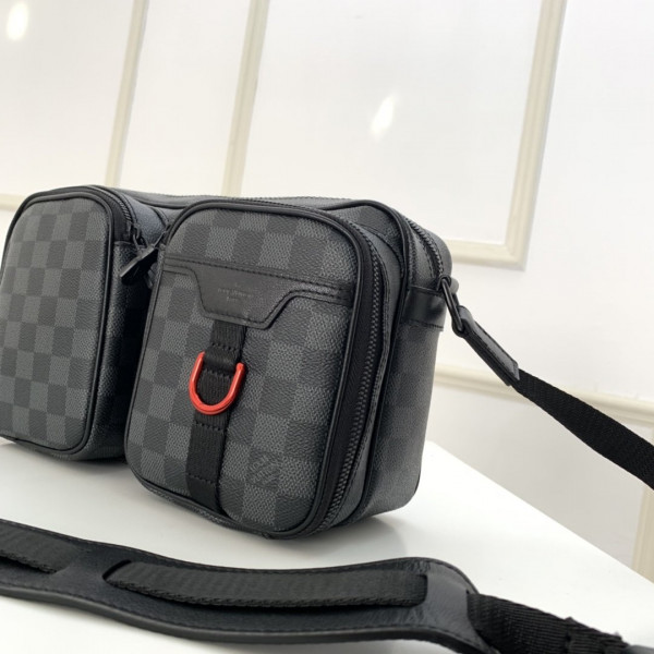 l**is V*t*n utility messenger bag