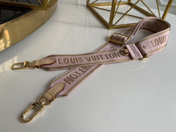 l**is V*t*n strap