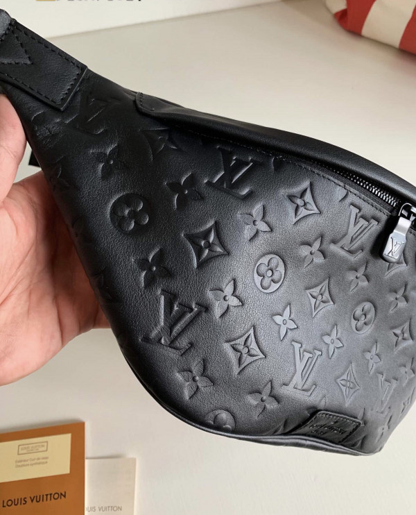 l**is V*t*n discovery bumbag