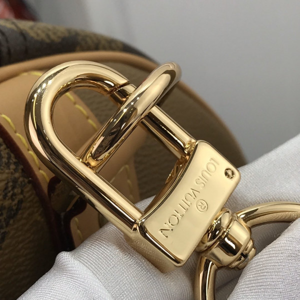 l**is V*t*n keepall bandouliÈre 50