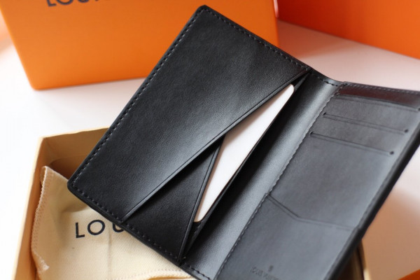 l**is V*t*n pocket organizer