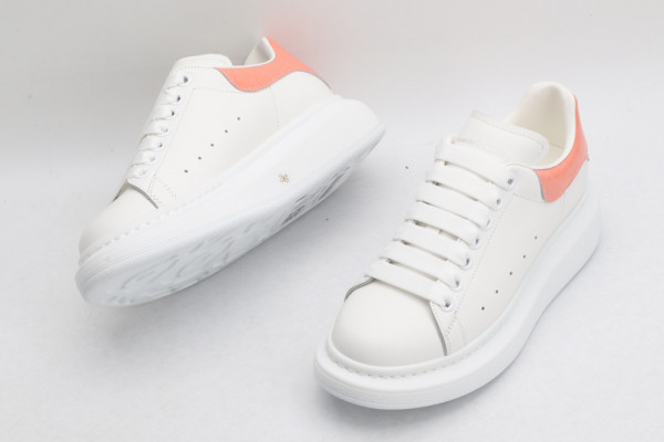 ALEXANDER MCQUEEN Oversized Sneaker