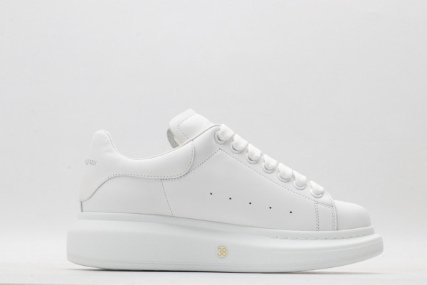 ALEXANDER MCQUEEN Oversized Sneaker