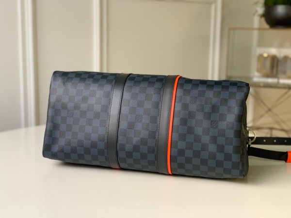 l**is V*t*n keepall 45