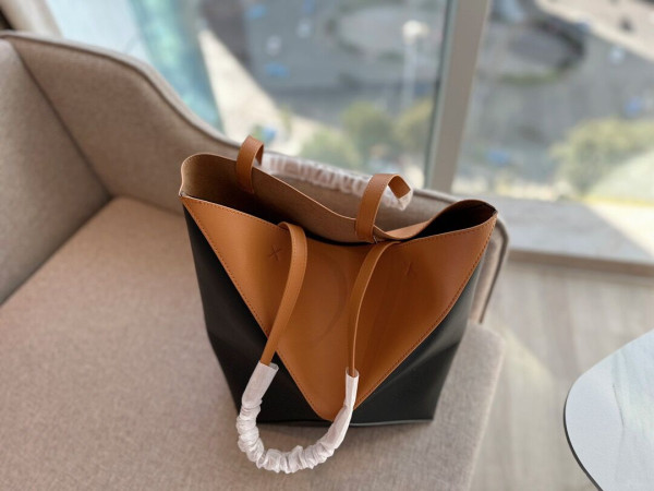 LOEWE Puzzle Fold Tote in shiny calfskin