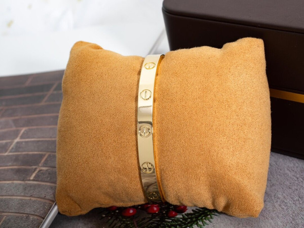 CARTIER BRACELET