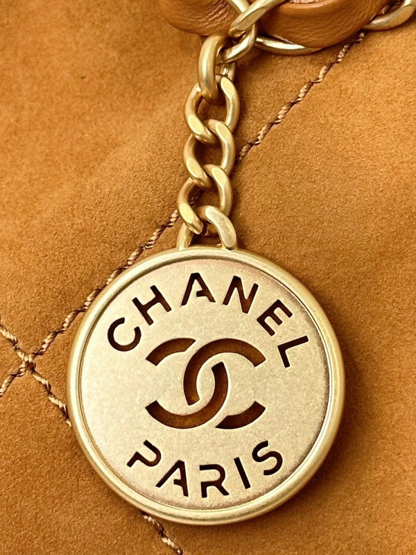 CL 22 HANDBAG
