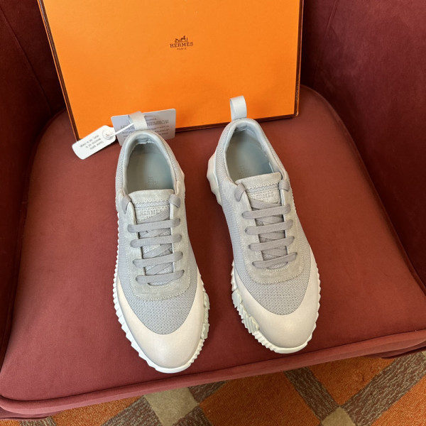 H**mes sneaker