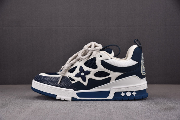 l**is V*t*n sneakers