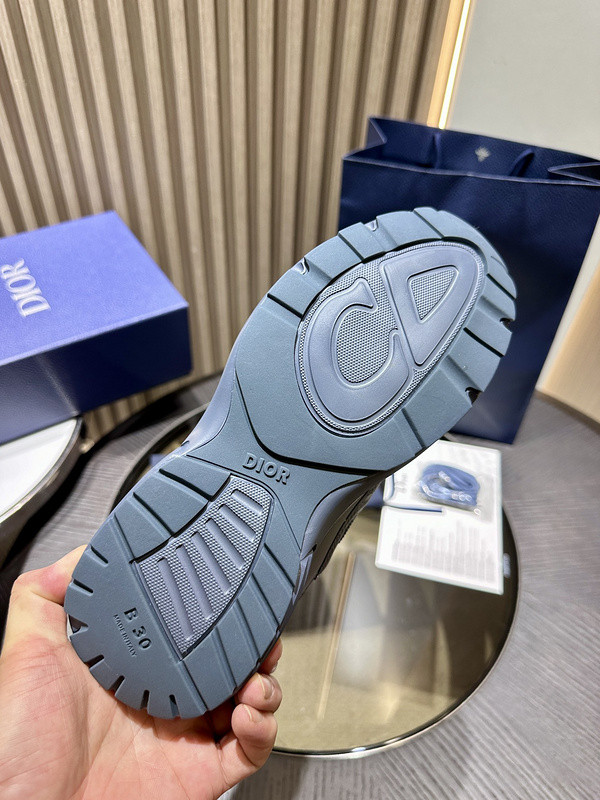 D*or b30 sneaker