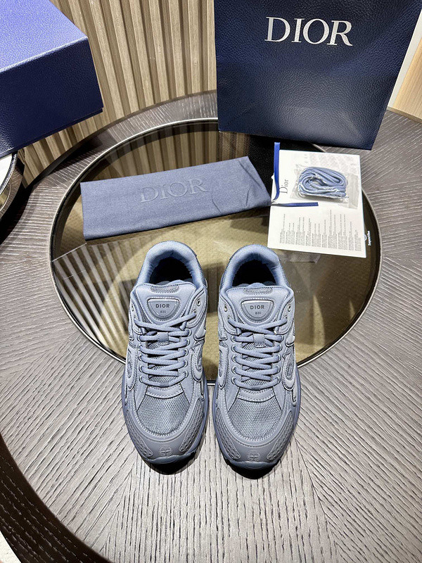 D*or b30 sneaker