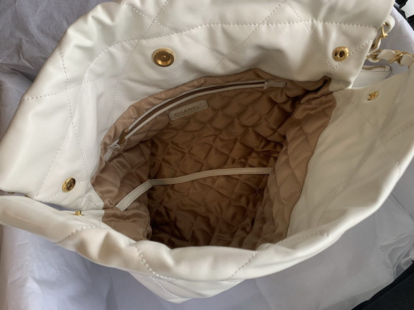 CL 22 SMALL HANDBAG