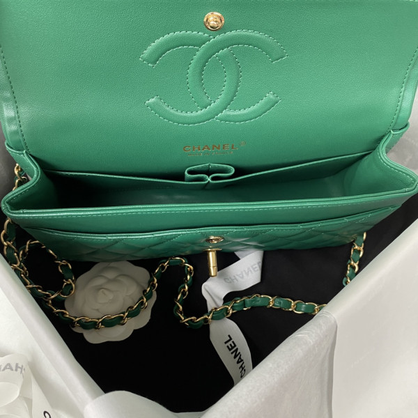 CL FLAP BAG