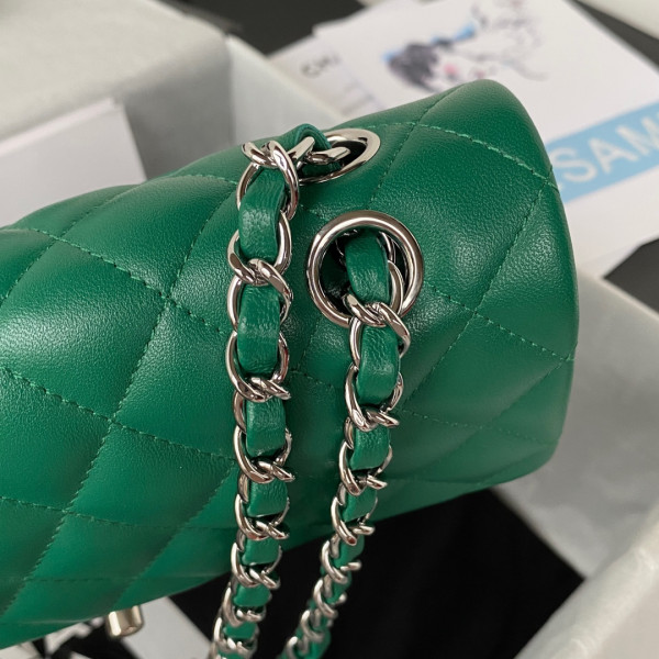 CL FLAP BAG 23CM