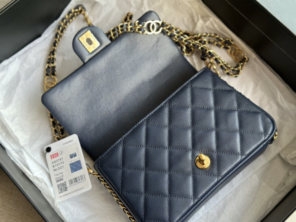CL MINI FLAP BAG