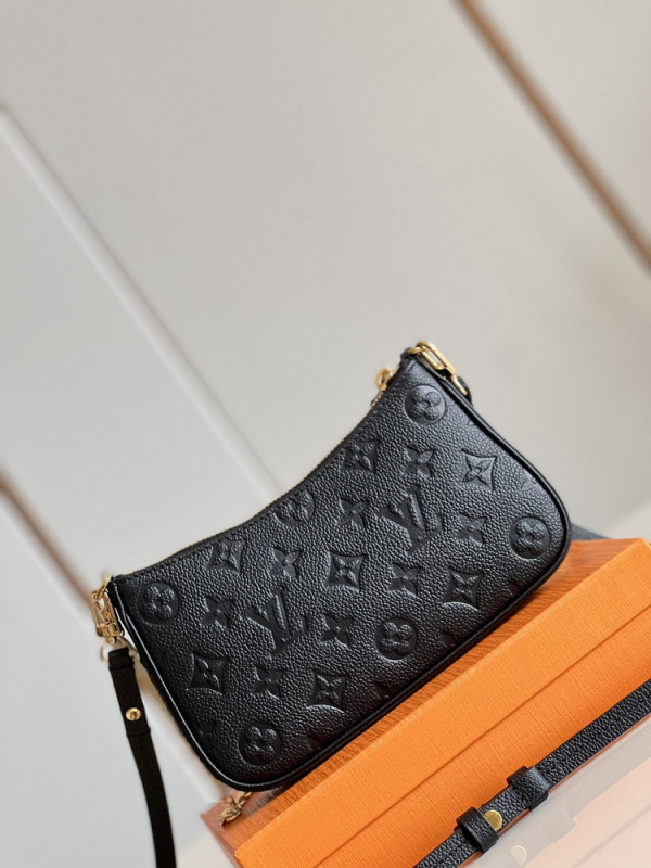 l**is V*t*n easy pouch on strap