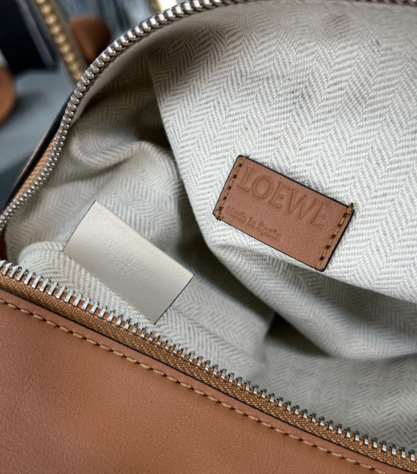 LOEWE Cubi Crossbody bag