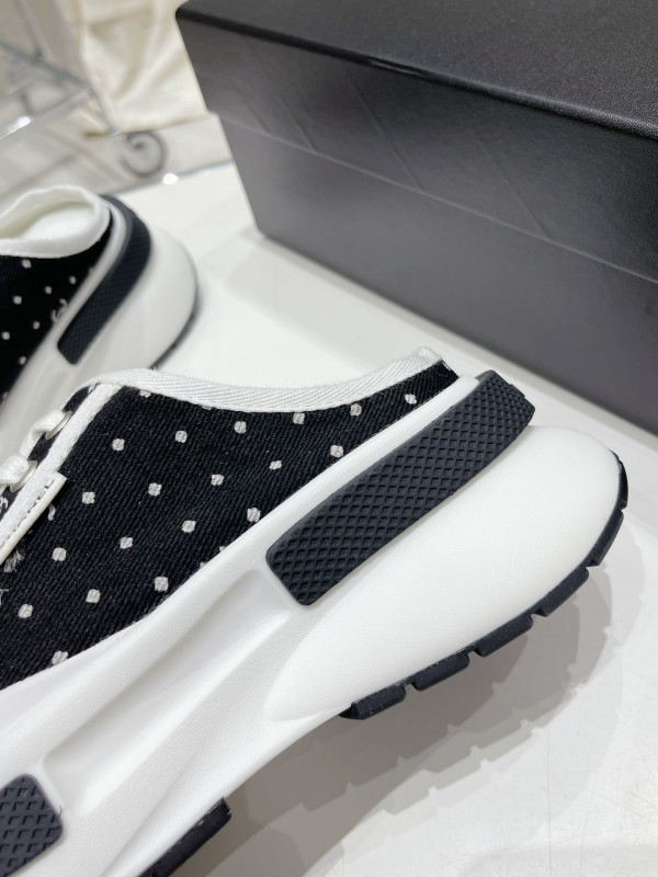 CL SNEAKER