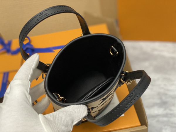 l**is V*t*n nano bucket