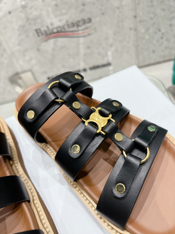 Ce**e slides tippi in calfskin