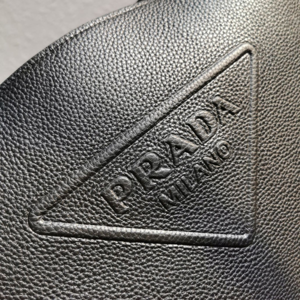 Pra*a tote bag
