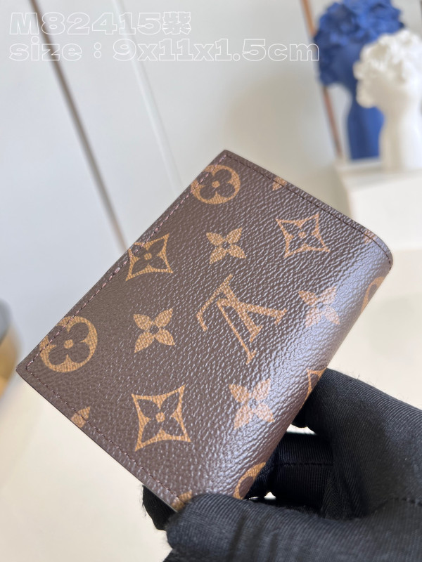 l**is V*t*n lisa wallet