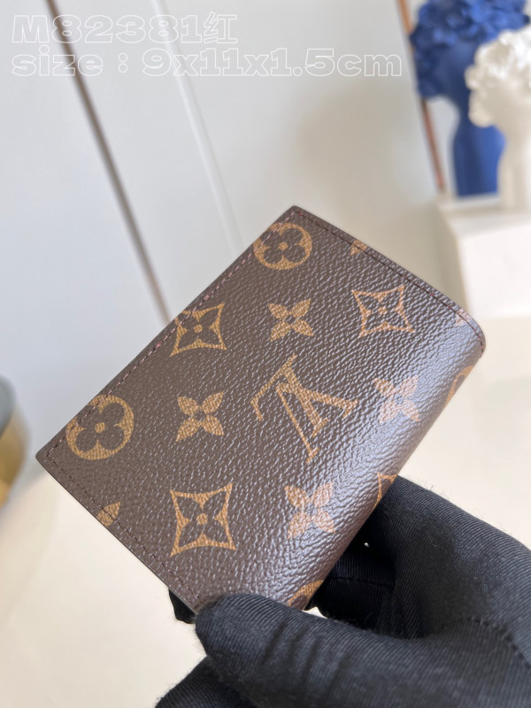 l**is V*t*n lisa wallet