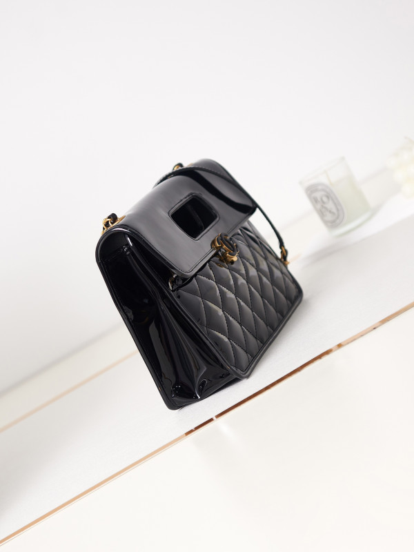 CL SMALL TOTE