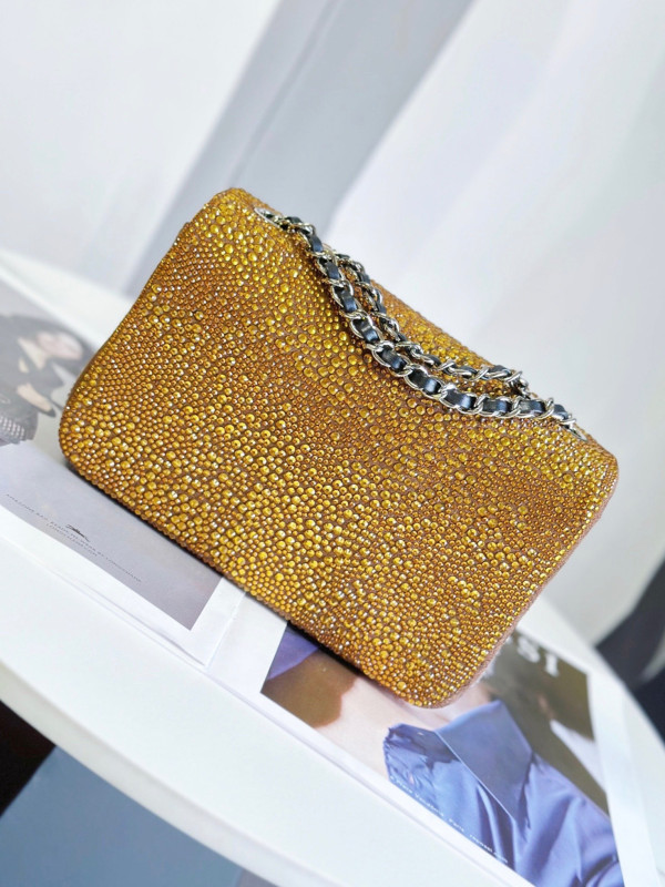 CL FLAP BAG 20CM