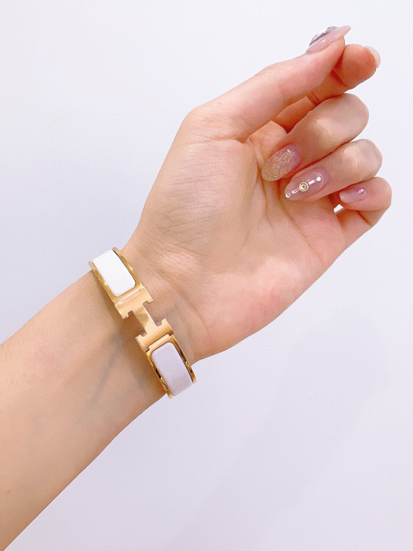 H**mes bracelet